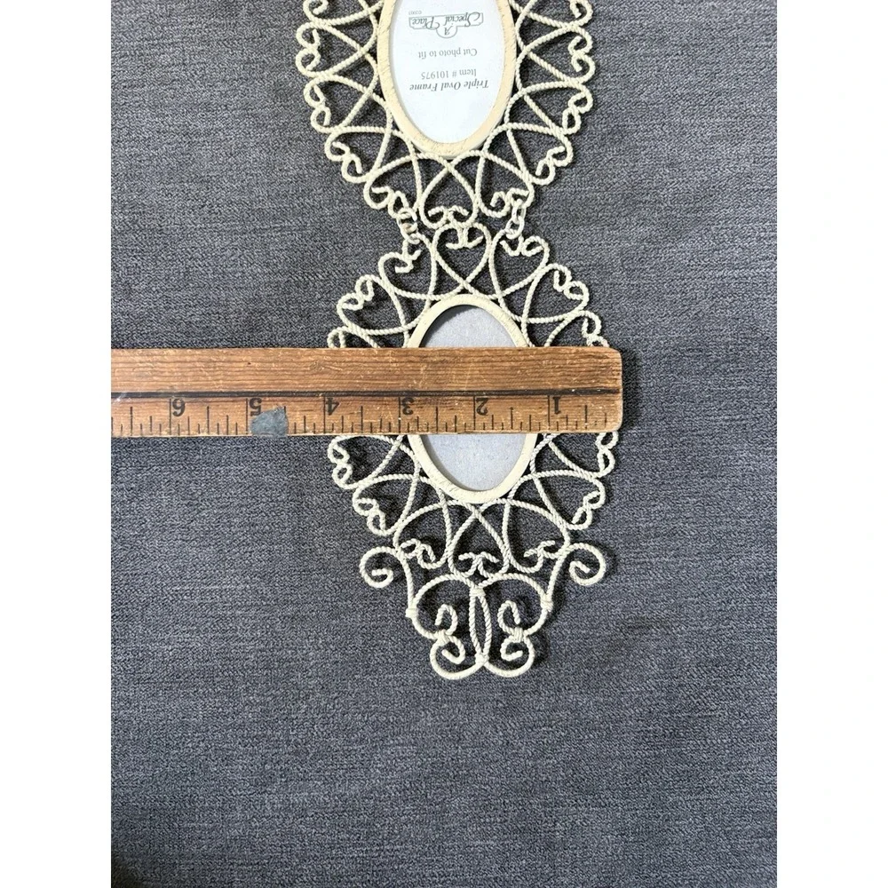 Vintage Set Of 3 Ivory Round METAL Lace Hanging Victorian Picture Frames